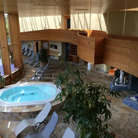 4 Jahreszeiten טאמסווג