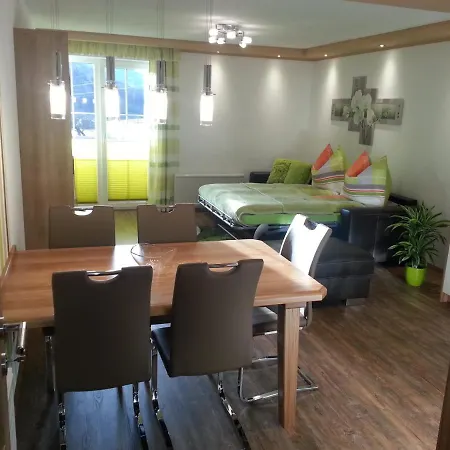 4 Jahreszeiten * Тамсвег